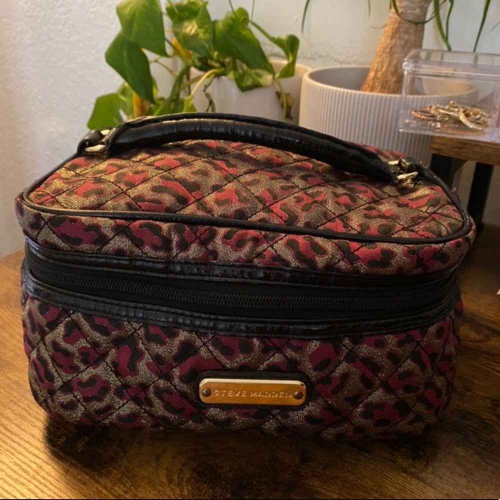Steve Madden Cosmetic Bag